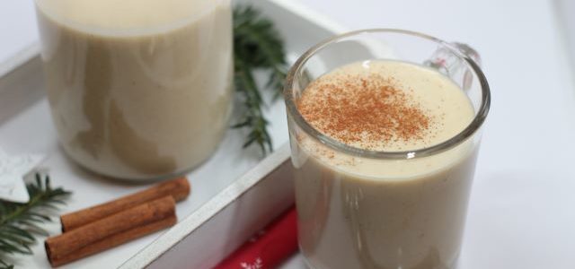 Vánoční likér s vanilkou, skořicí a hřebíčkem